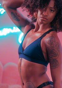 Sustainable pole wear: Sway Navy - pole wear - ECONYL regenerated nylon - pole wear